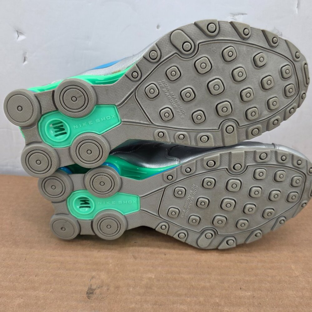 NIKE Womens Shox NZ Sneakers Gray Blue  Shoes Y 7 W8.5 739638-004 - Picture 7 of 16